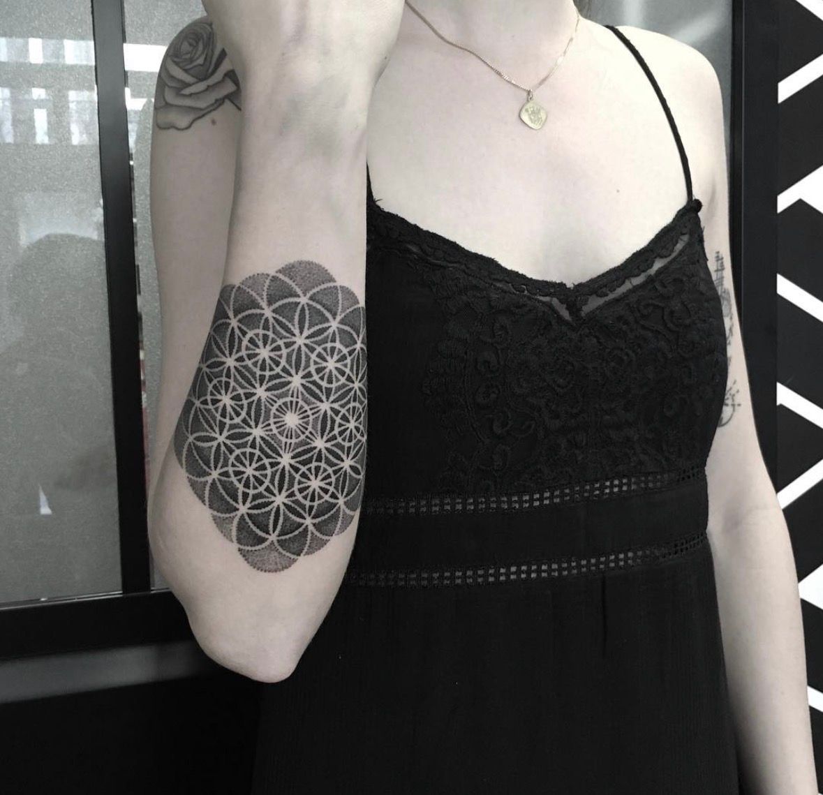 Tatouage vibratoire - Fleur de vie