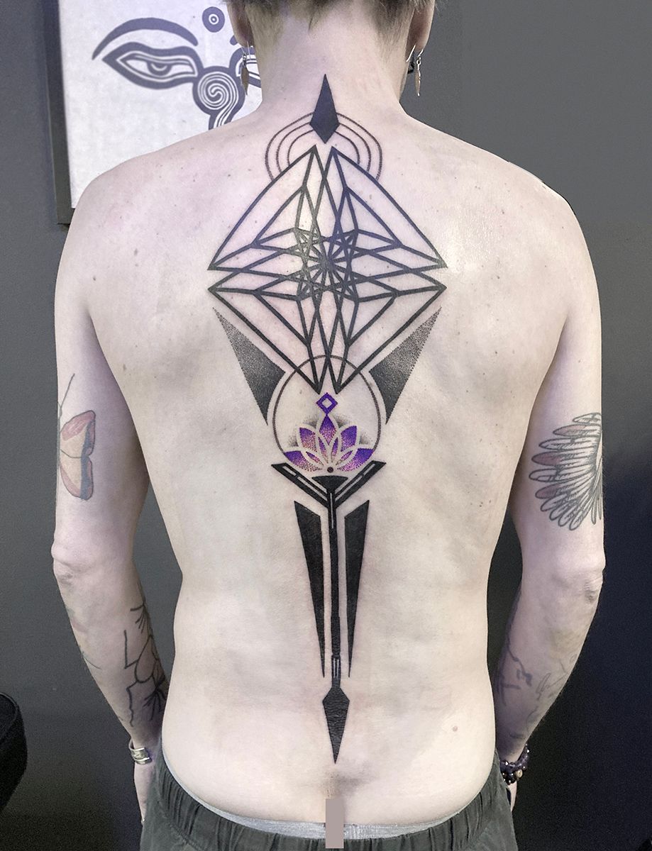 Tatouage vibratoire - Lotus Pourpre
